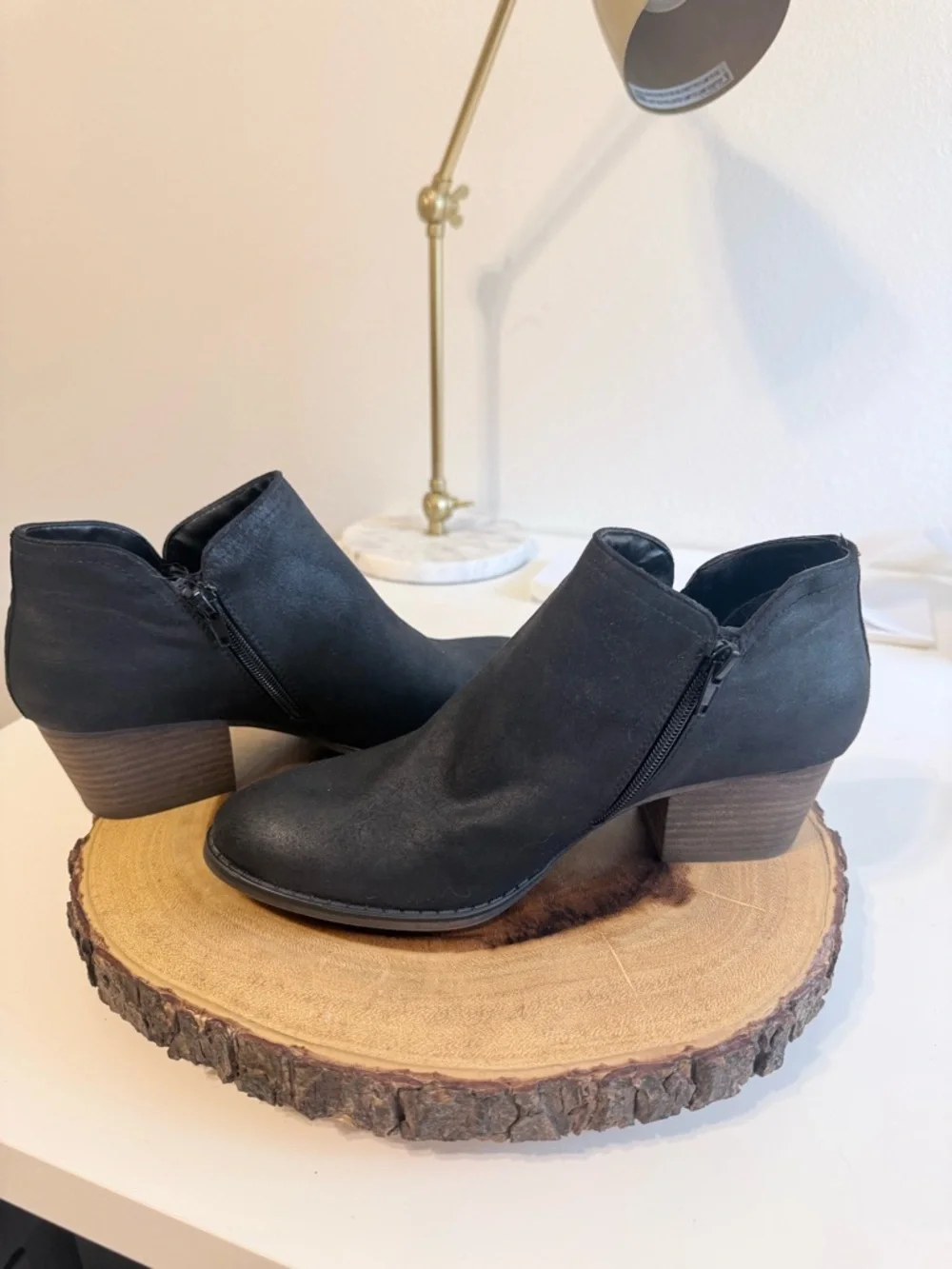 🐣5/$25-Fergie Women’s Black Faux Suede Low Heel Ankle Booties - Picture 6 of 8